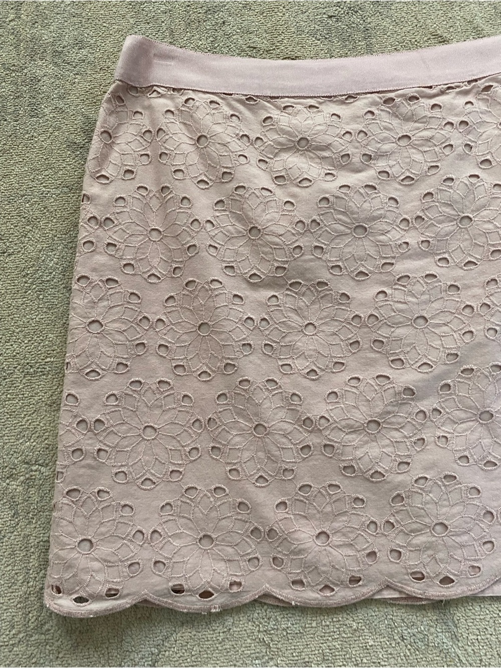 J. Crew Factory Floral Eyelet Cotton Mini Skirt Size 6 Mauve Pink Feminine Lace - Picture 2 of 10